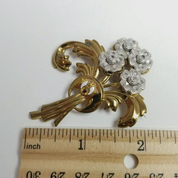 Vintage Brass & Cut Steel Floral Spray Brooch, Gold Tone Masonic Emblem Center - Picture 4 of 6